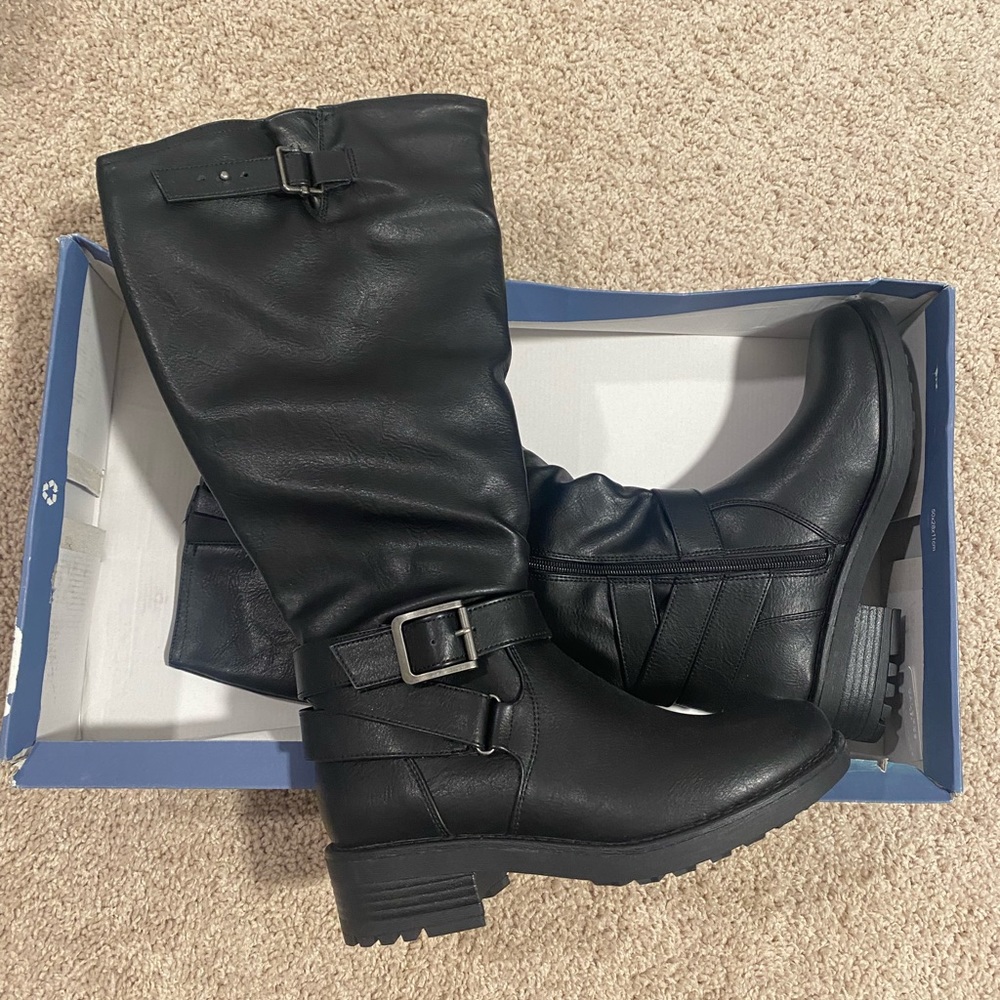 Carlos Sabina black boots NIB
